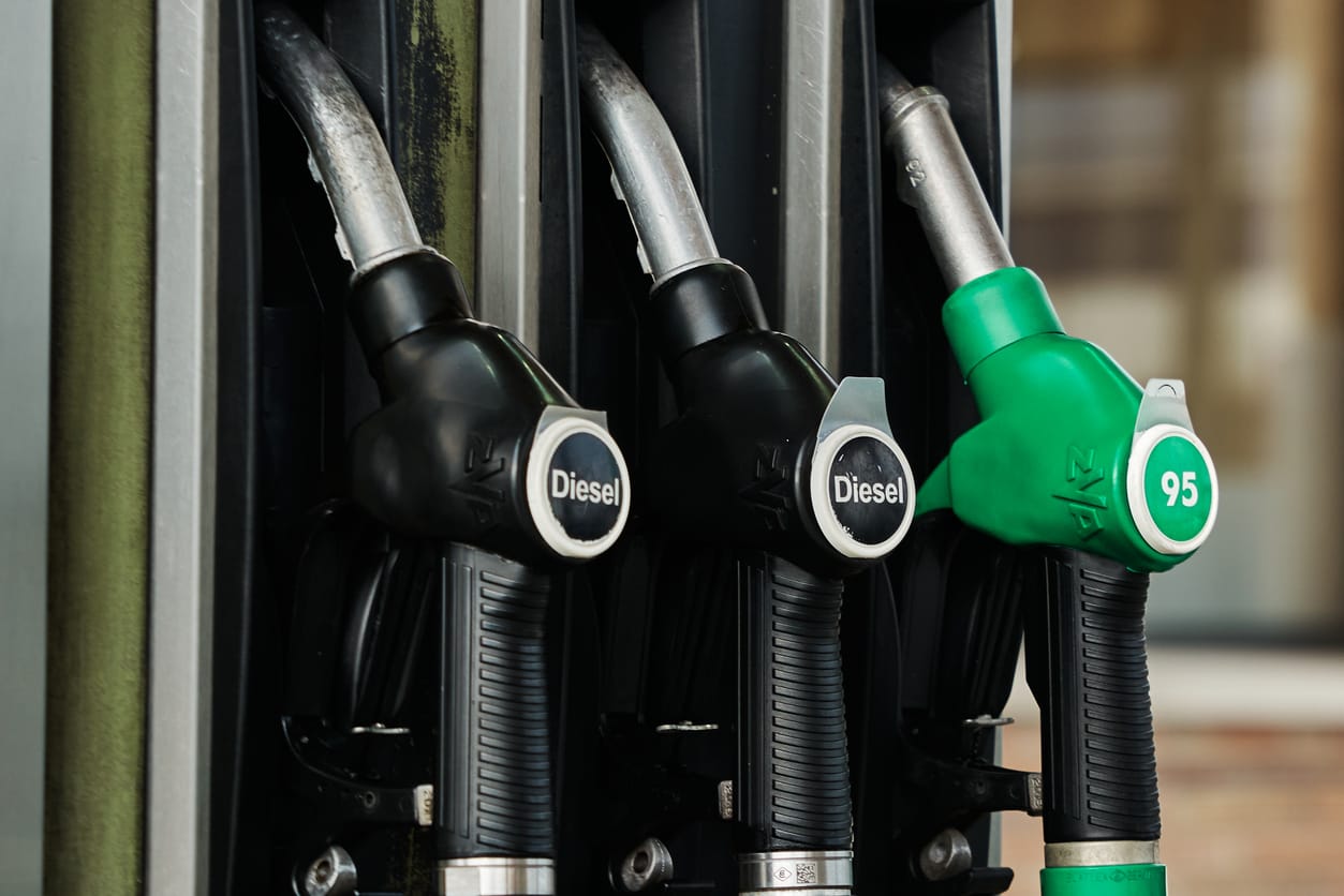 Dieselbrist – Norrmän och finnar tankar i Sverige
